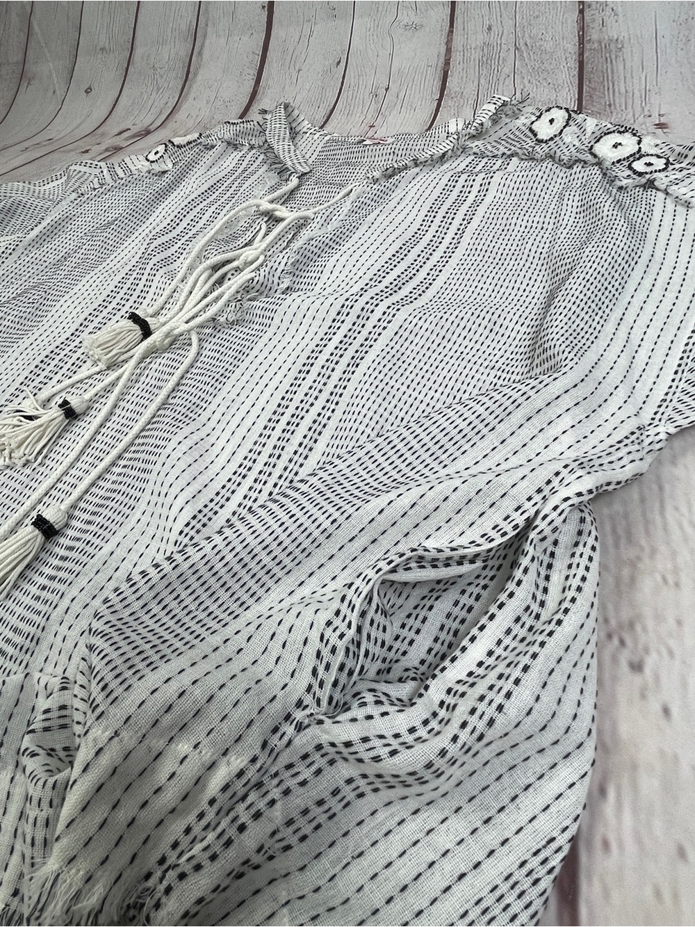 JOHNNY WAS boho tassel tie white & black embroidered cotton tunic top, size L - Picture 5 of 15
